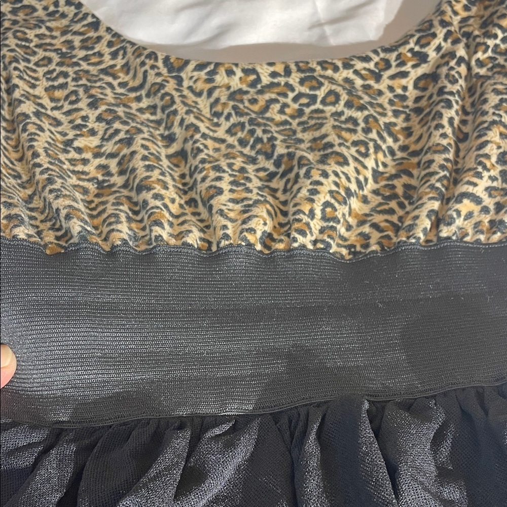 Freeway Leopard Print Ruffle Mini Dress with elastic band waist. Size SMALL - Picture 3 of 10